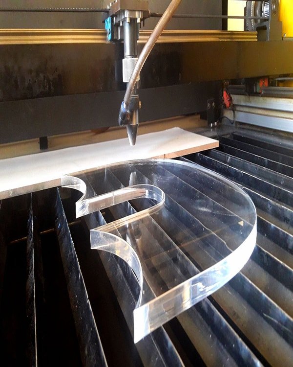 ACRYLIC FABRICATION SOLUTION EXPERT   Ppp 